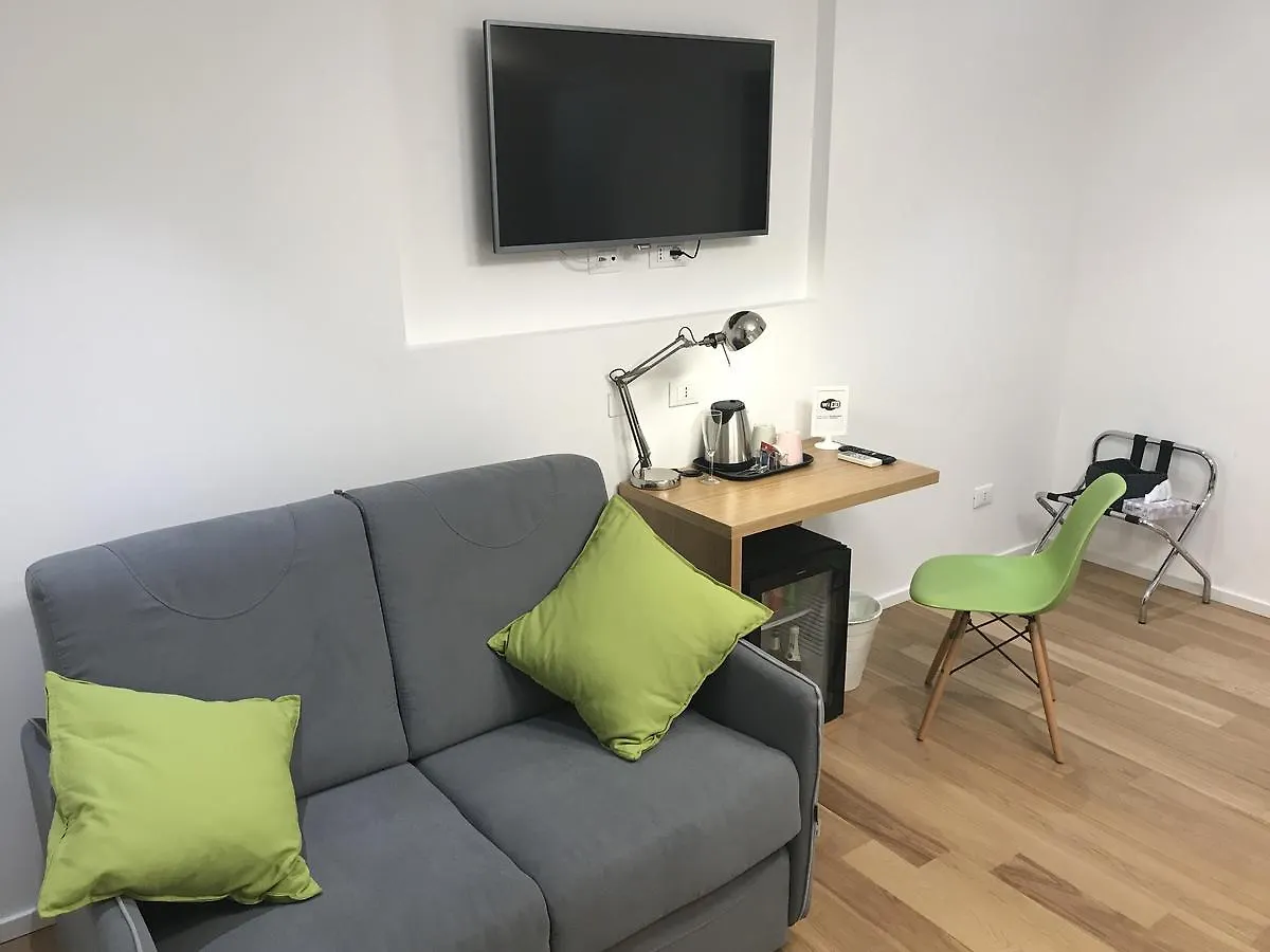 *** Guest house Kalamonjo Suite&Rooms Palermo Italy